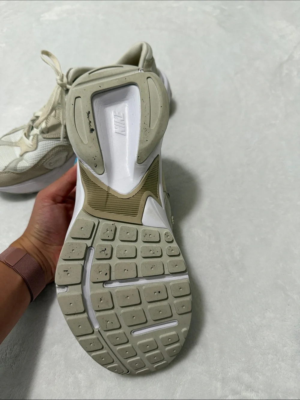 Nike Cream & White Retro Runner Sneakers